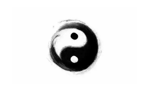 戊寅日出生的女命